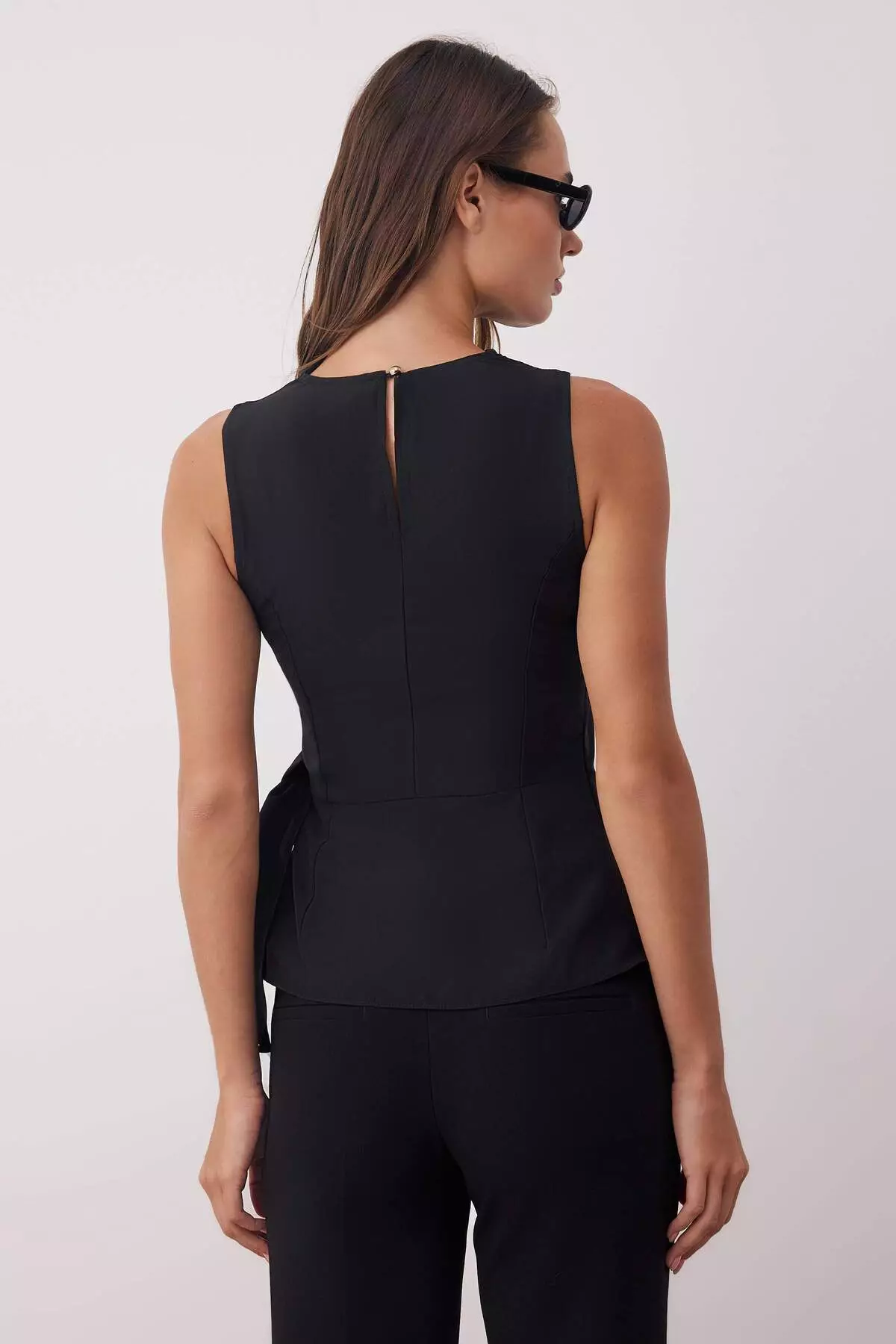 Black Sleeveless Satin Tie Detailed Woven Blouse