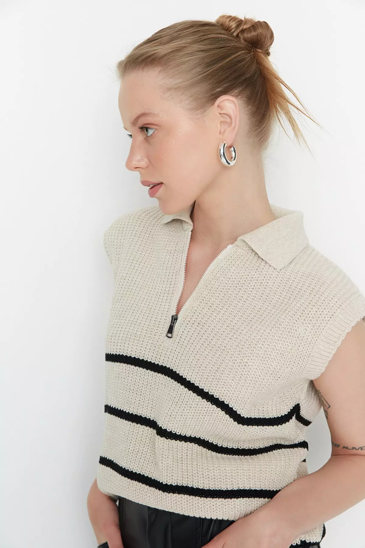 Knitted Sweater Vest