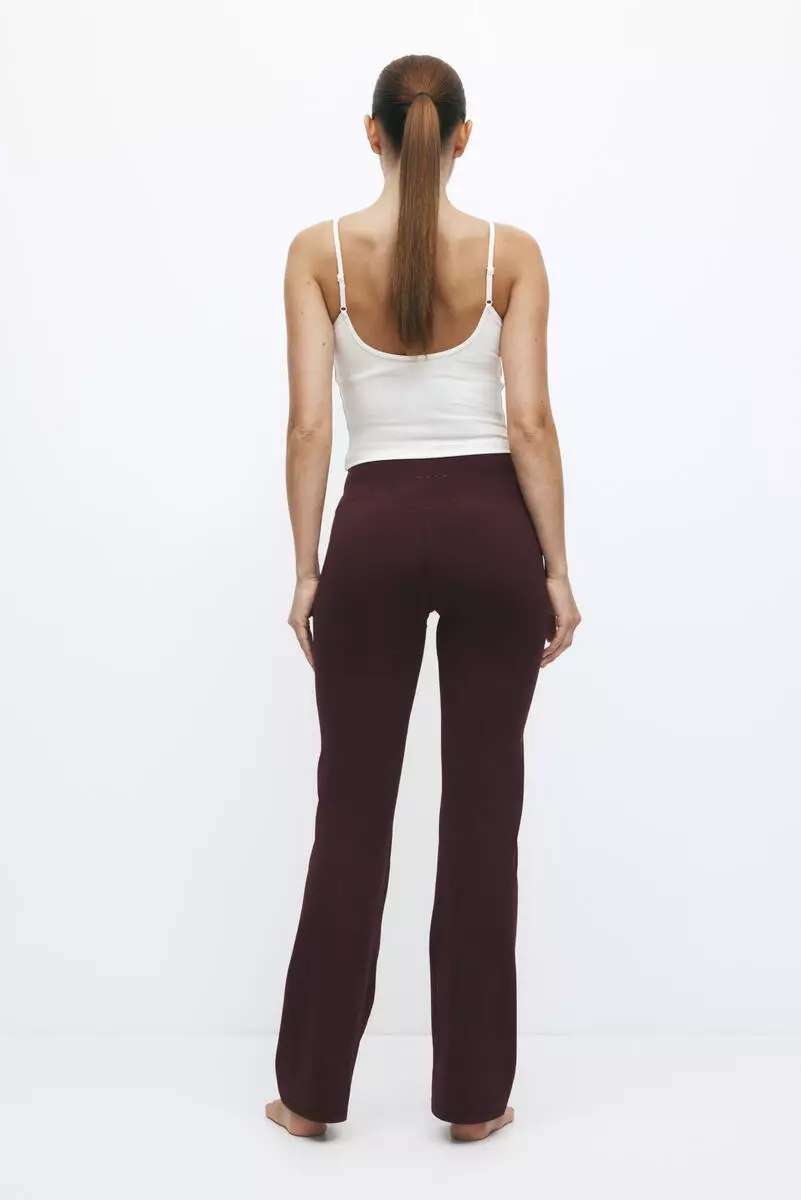 SculptMove™ Flared sports leggings
