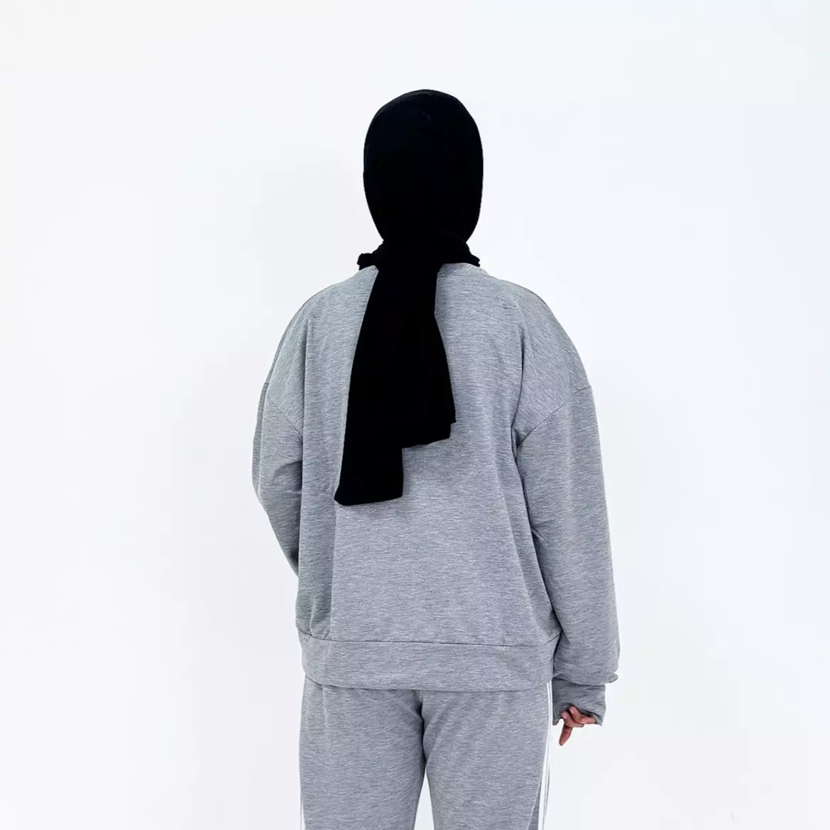 Sweater Sporty Raisa ABU MUDA Atasan Olahraga Panjang Wanita