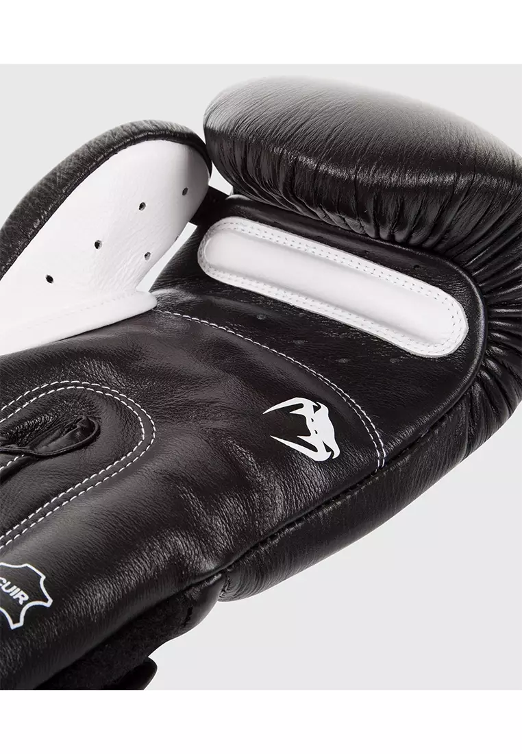Venum Giant 3.0 Boxing Gloves - Nappa Leather - Black