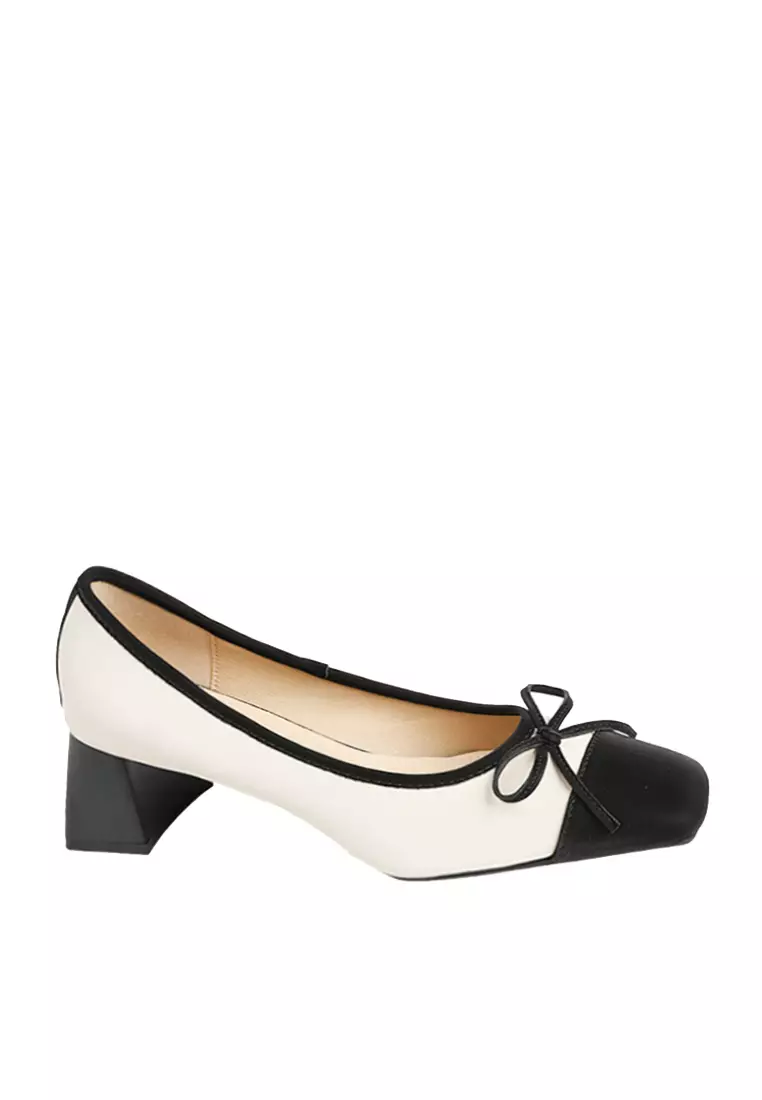 Discount on Twenty Eight Shoes  shoes - SKU: VANSA Color Block Bow Mid Heel Pumps VSW-H3337-56