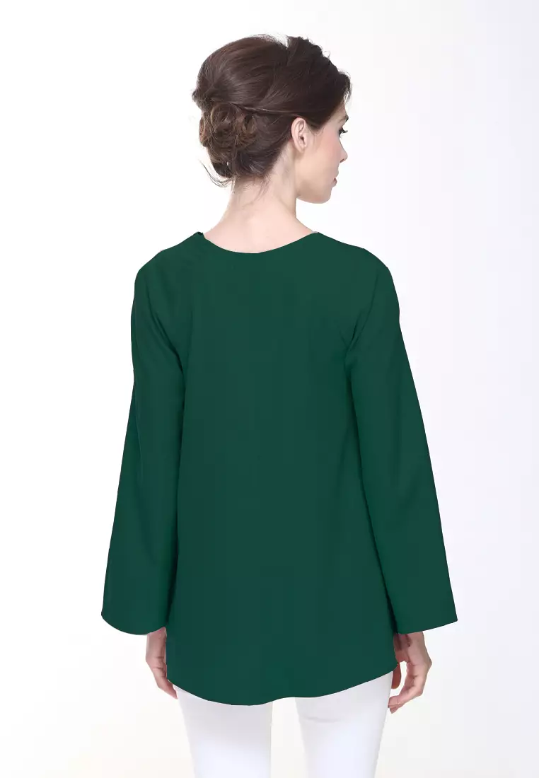 Vivi Top V-neck Loose style in Emerald Green
