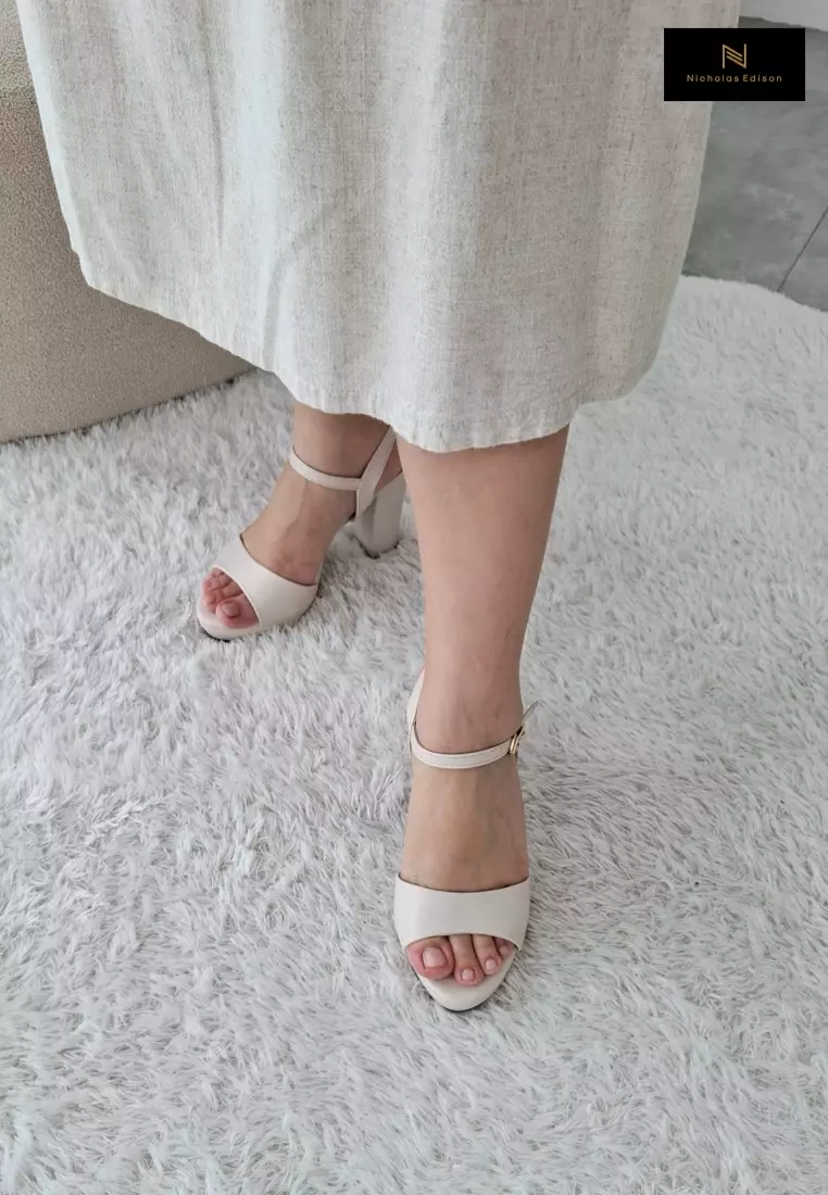 Nicholas Edison Heel Rani Cream