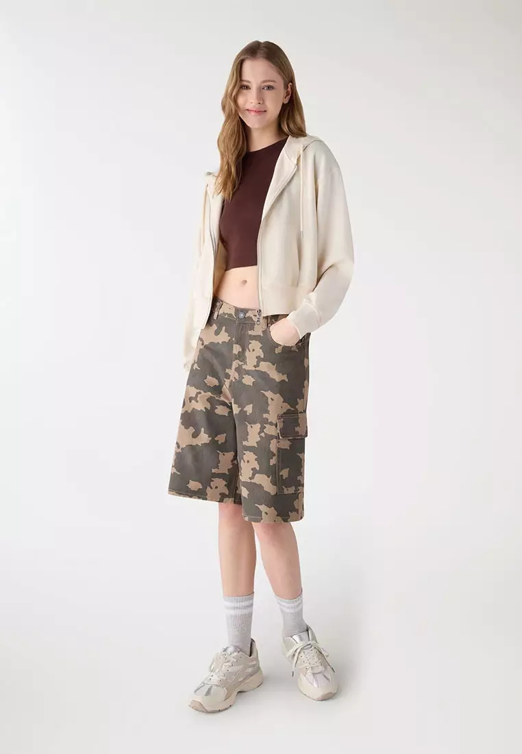 Women's Camouflage Print Cargo Shorts