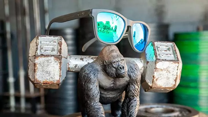 GOODR SUNGLASSES - SILVERBACK SQUAT MOBILITY