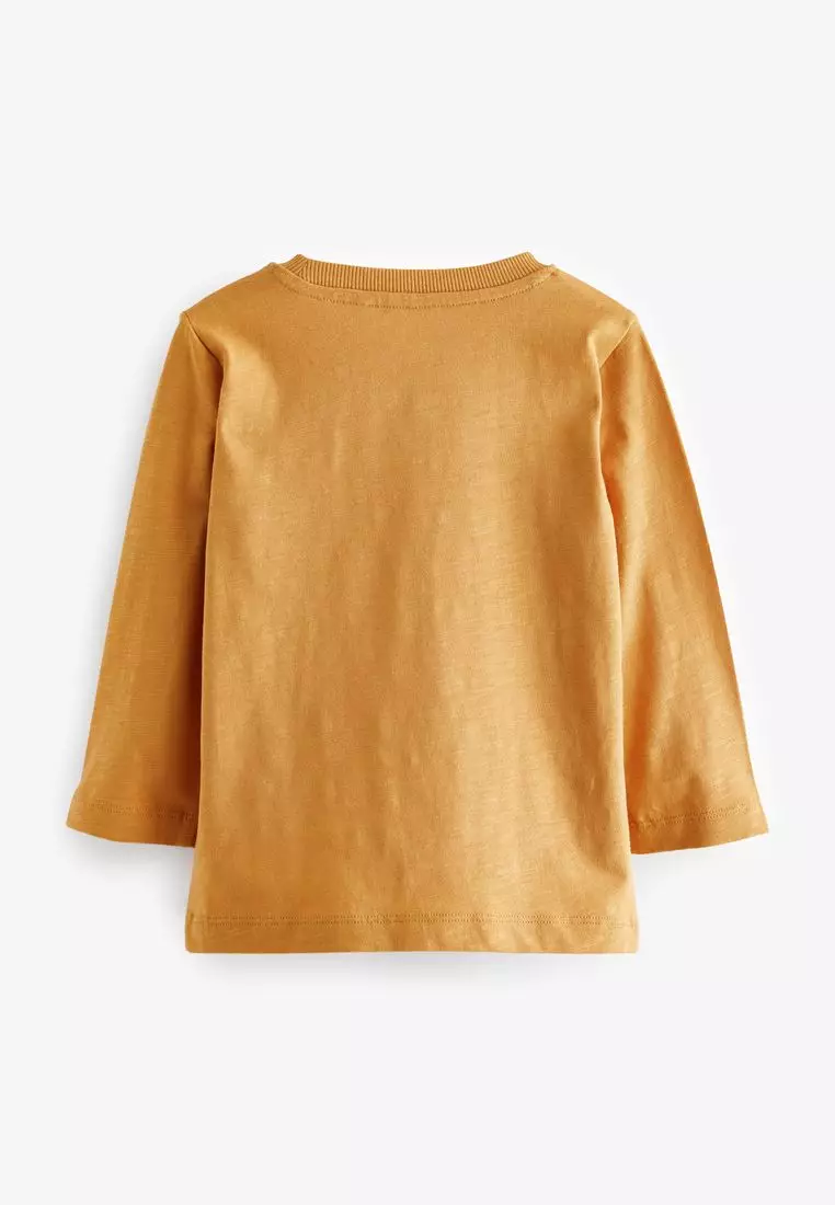 pin-on-gym-tee