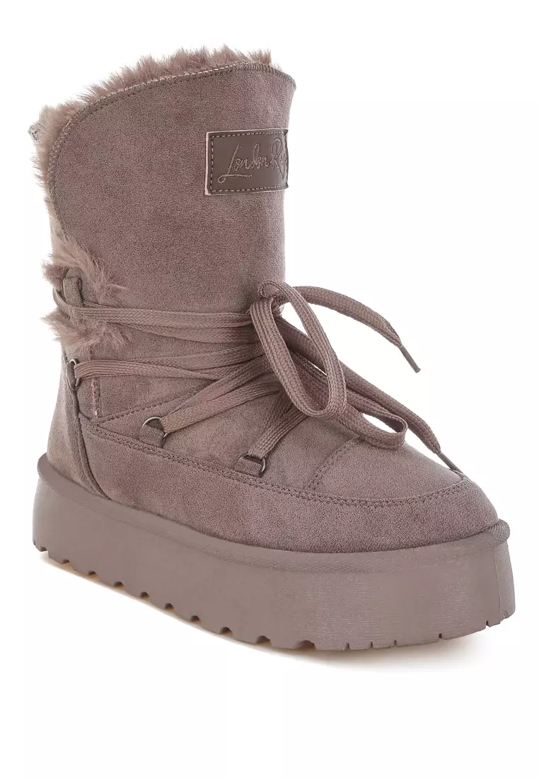 Chunky Faux Fur Snow Boots in Taupe
