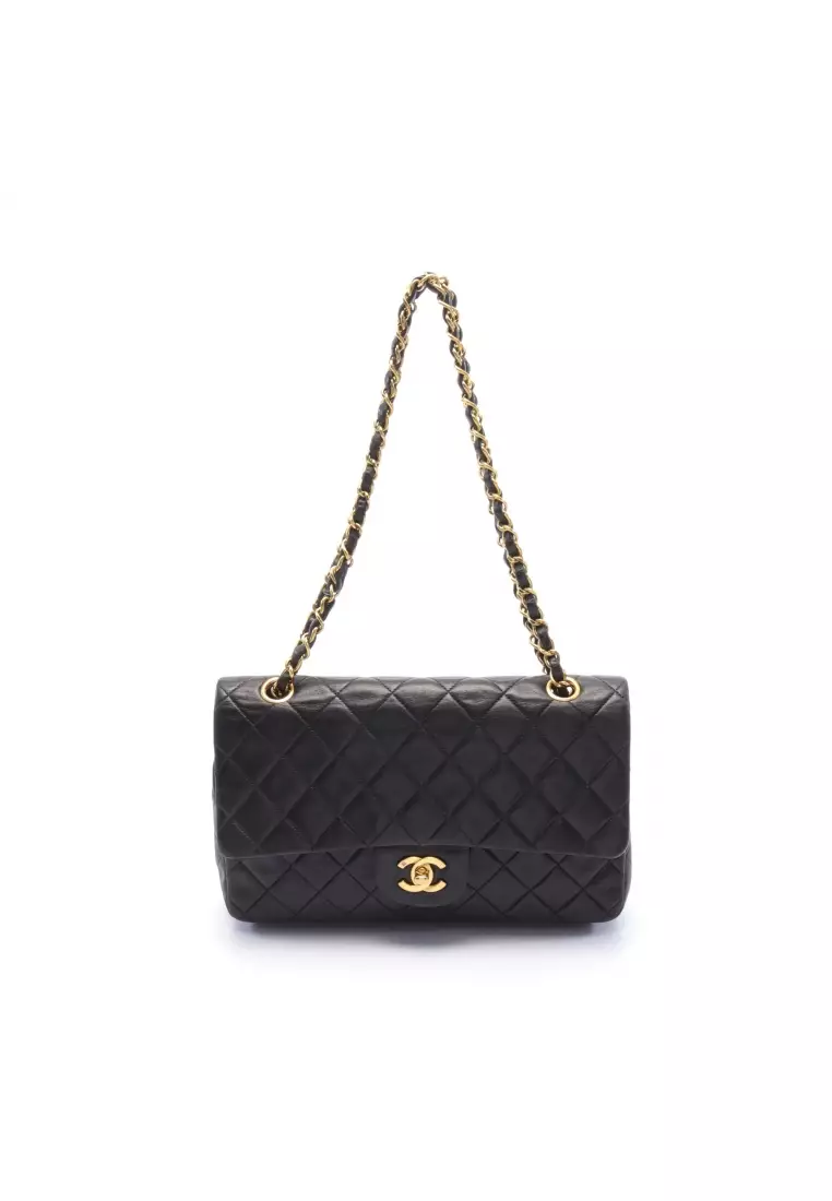  Chanel, Pre-Loved Black Quilted Lambskin Double Sided Classic  Flap Jumbo, Black : Luxury Stores