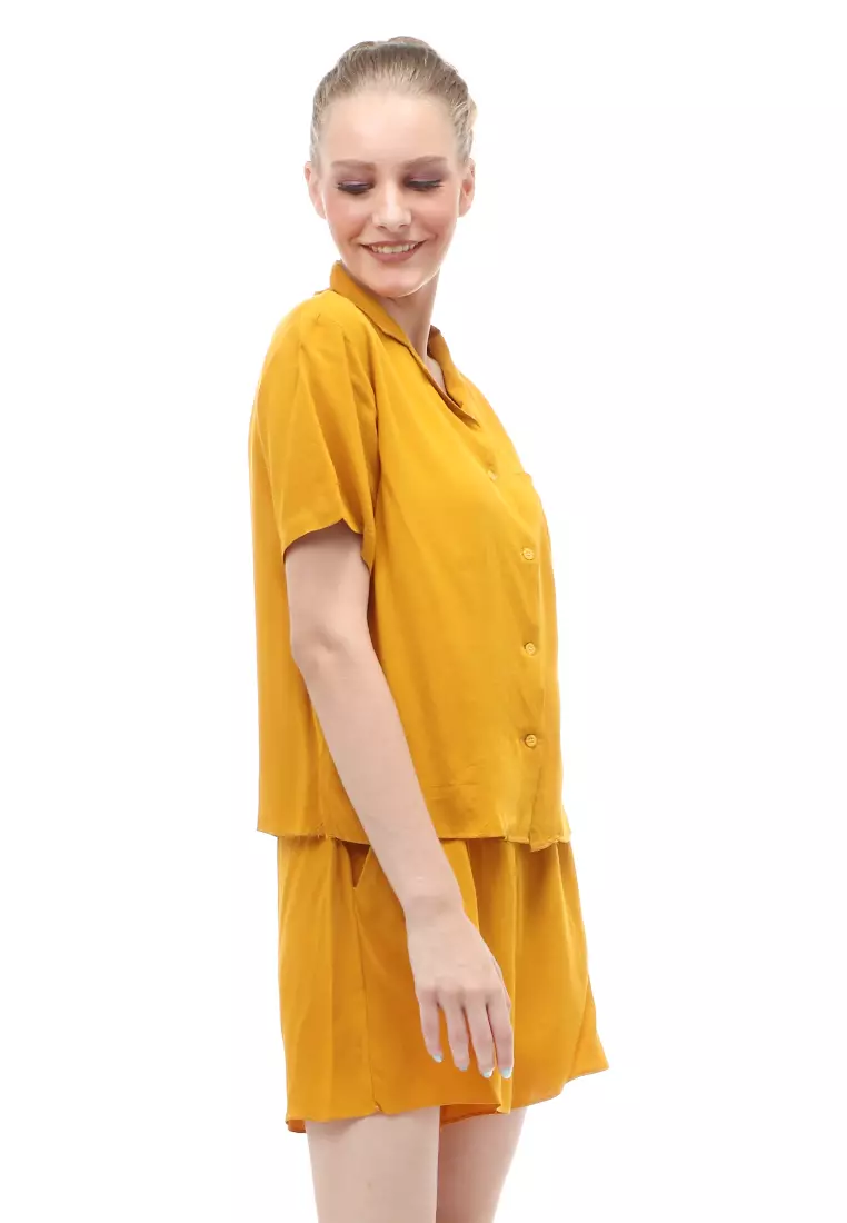 Avalee Setelan Wanita Simple Atasan Bawahan Motif Plain Relaxed Fit - Mustard