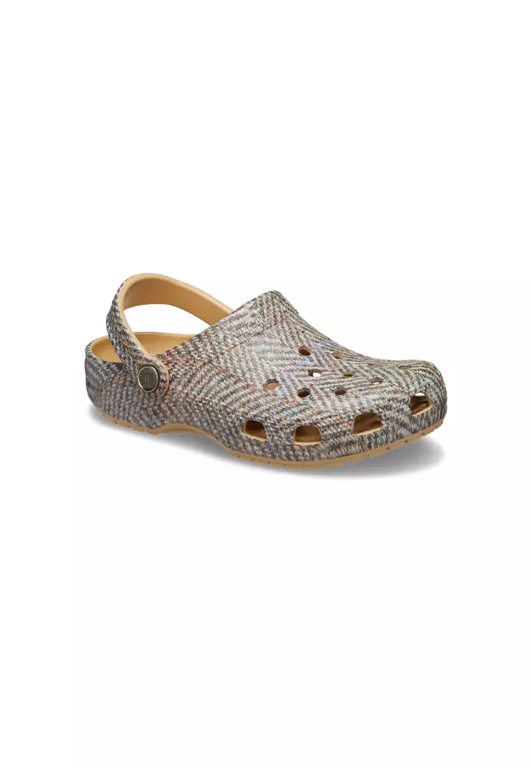 Discount on Crocs  shoes - SKU: Classic Tweed Clog In Wheat