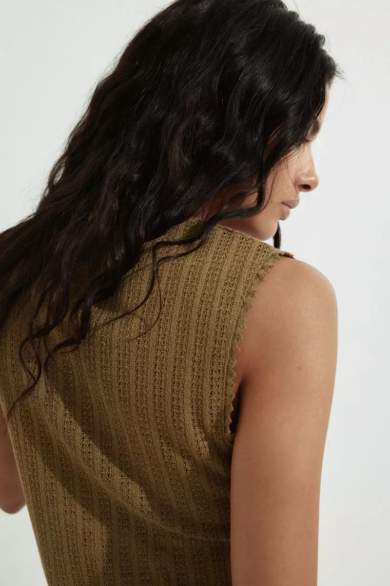 Knitted tie-front top