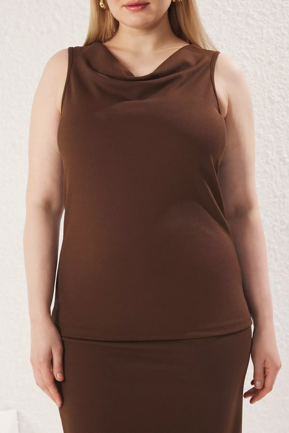 Plus Size Sleeveless Top & Midi Skirt Set