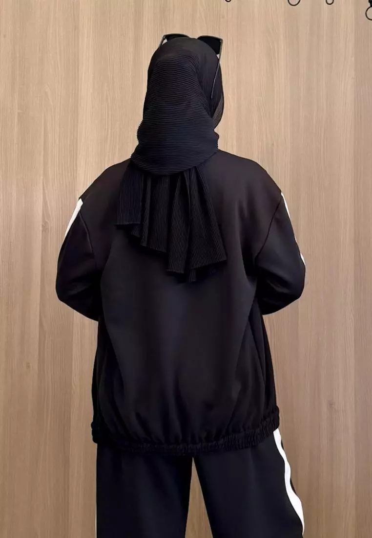 Sporty Liana Jacket [HITAM]