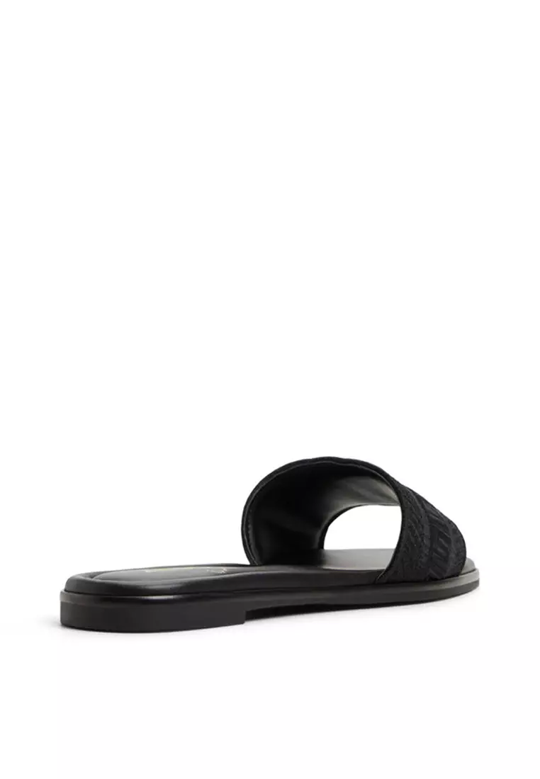 Oceania Sandals