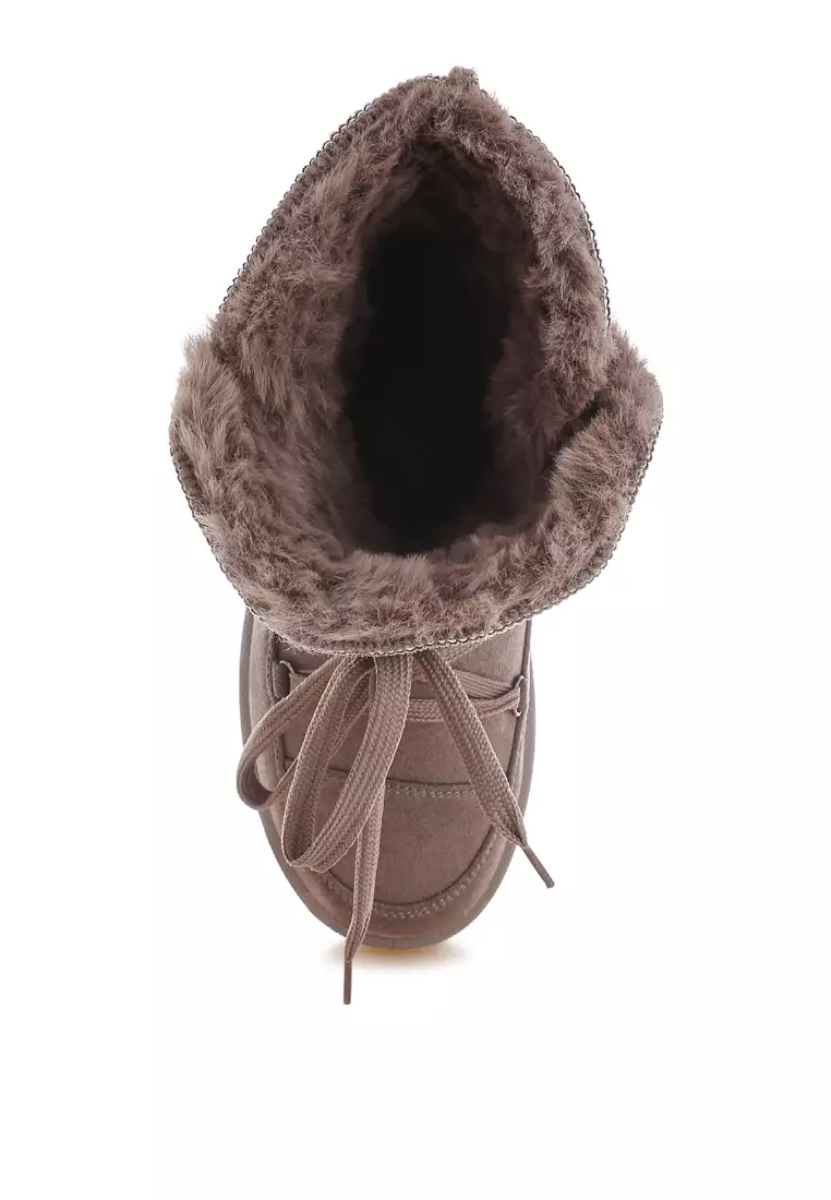 Chunky Faux Fur Snow Boots in Taupe