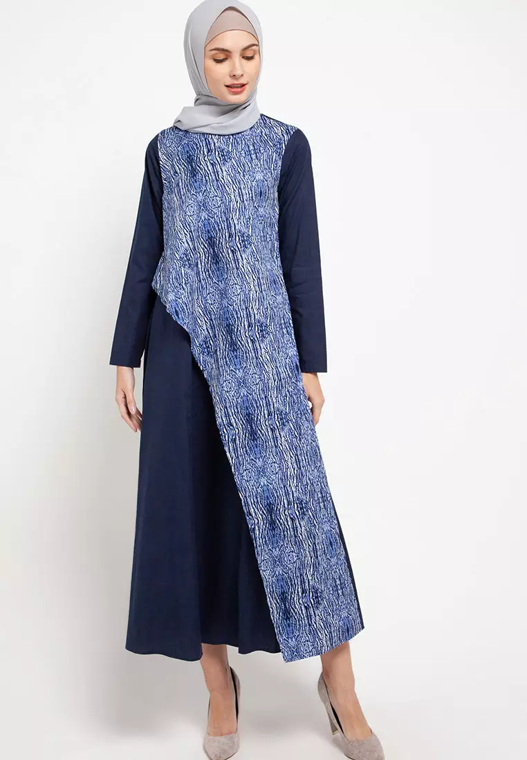 Kim Maxi Dress In Navy Print