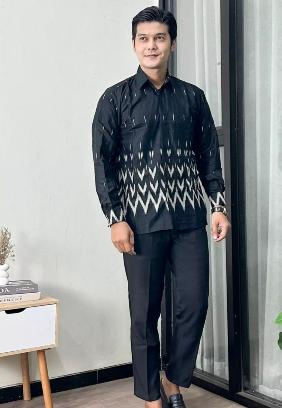 Azurra Hitam Kemeja Batik Pria Premium Slimfit Modern Lengan Panjang ALN