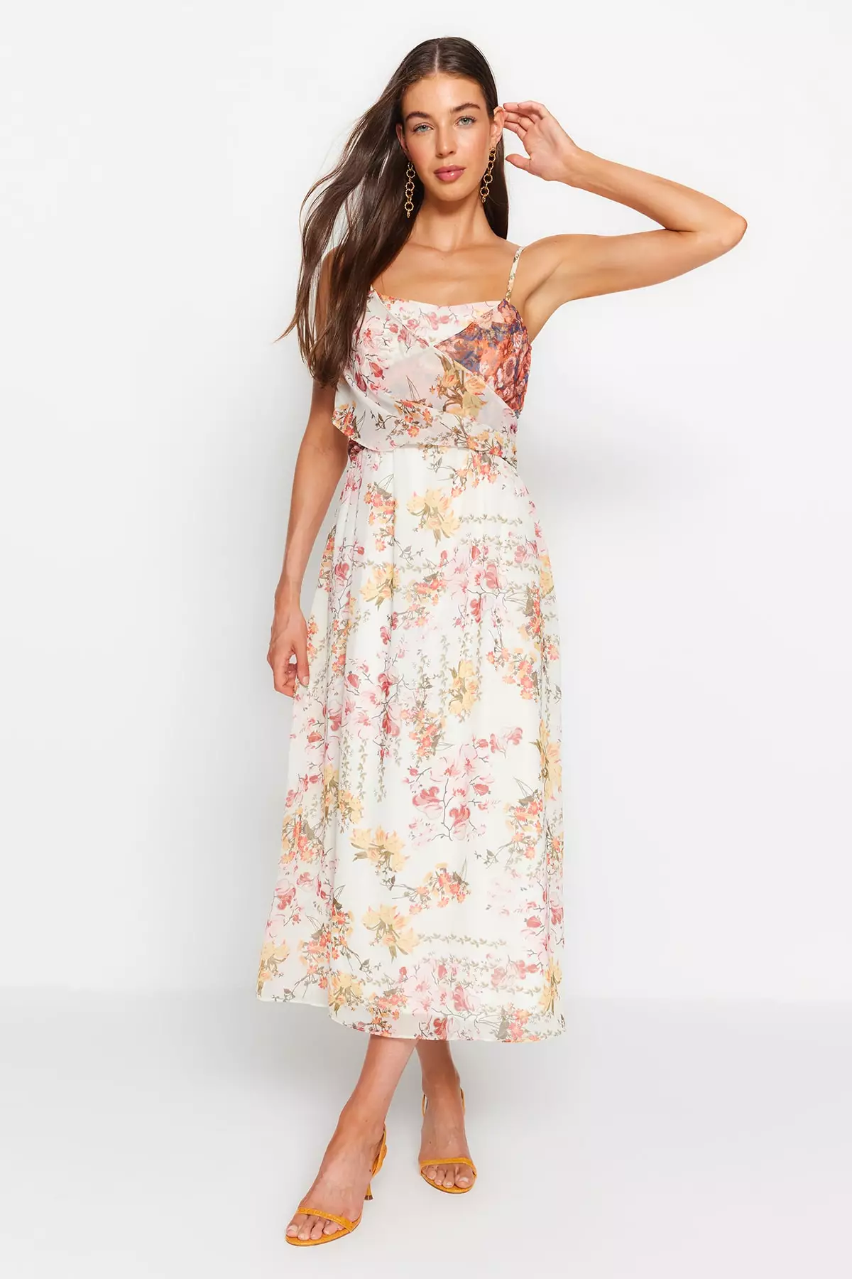 White and floral hot sale maxi dress