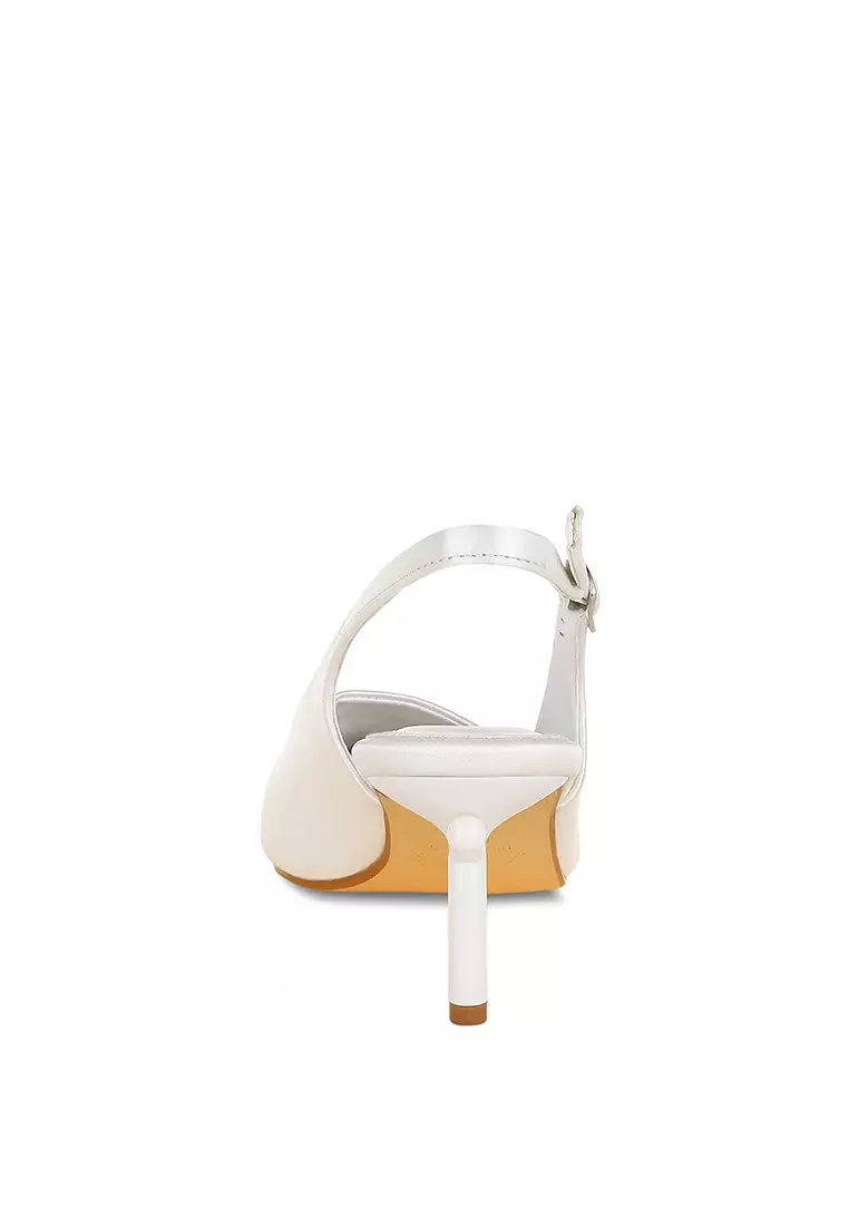 Sepatu Slingback Ujung Lancip Satin Warna Putih