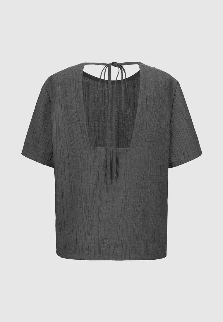 UR秋季新款女装格雷系线条感褶饰短袖罩衫衬衫UWG240186