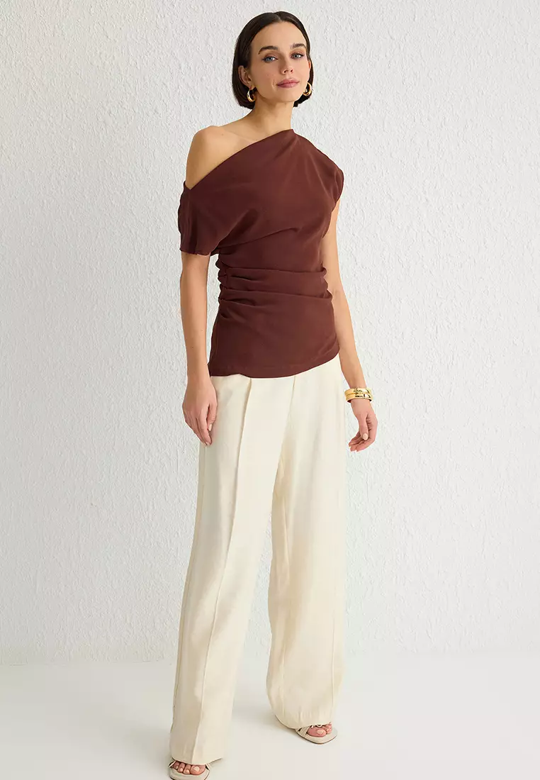 Asymmetrical Fitted Blouse