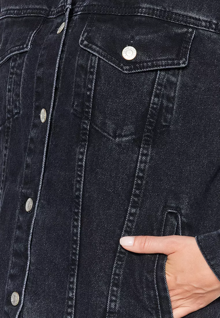 Long Sleeves Trucker Denim Jacket