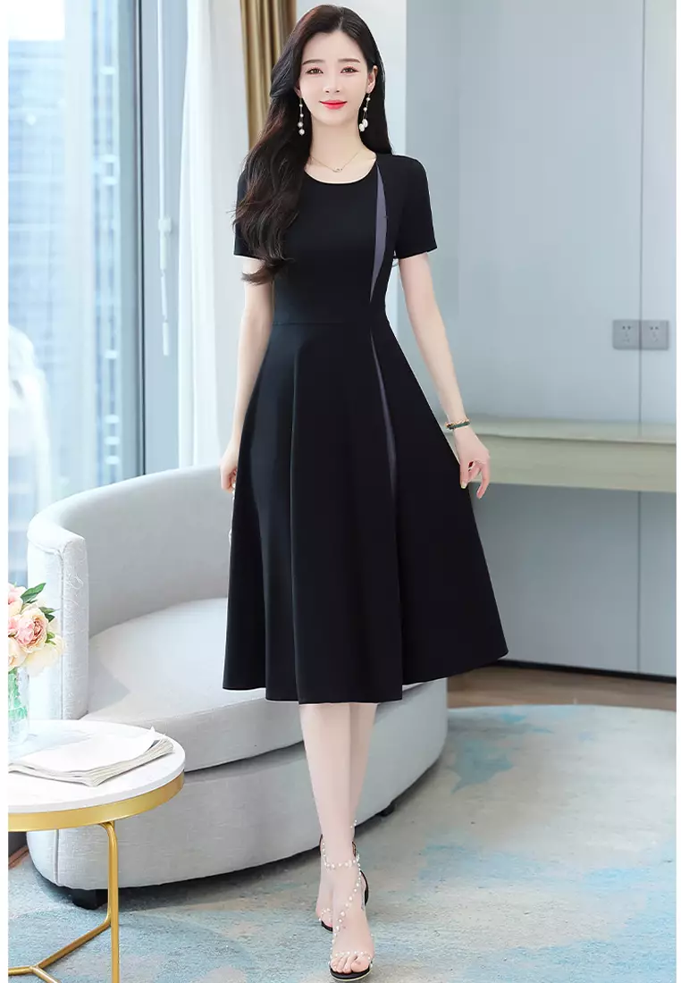 Dress round outlet neck