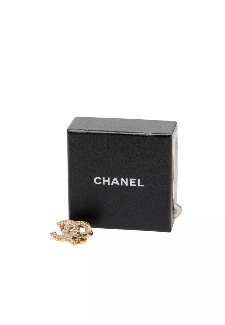 Pre-Loved Chanel Cc Gold Plated Strass Clover Leaf Pin Brooch