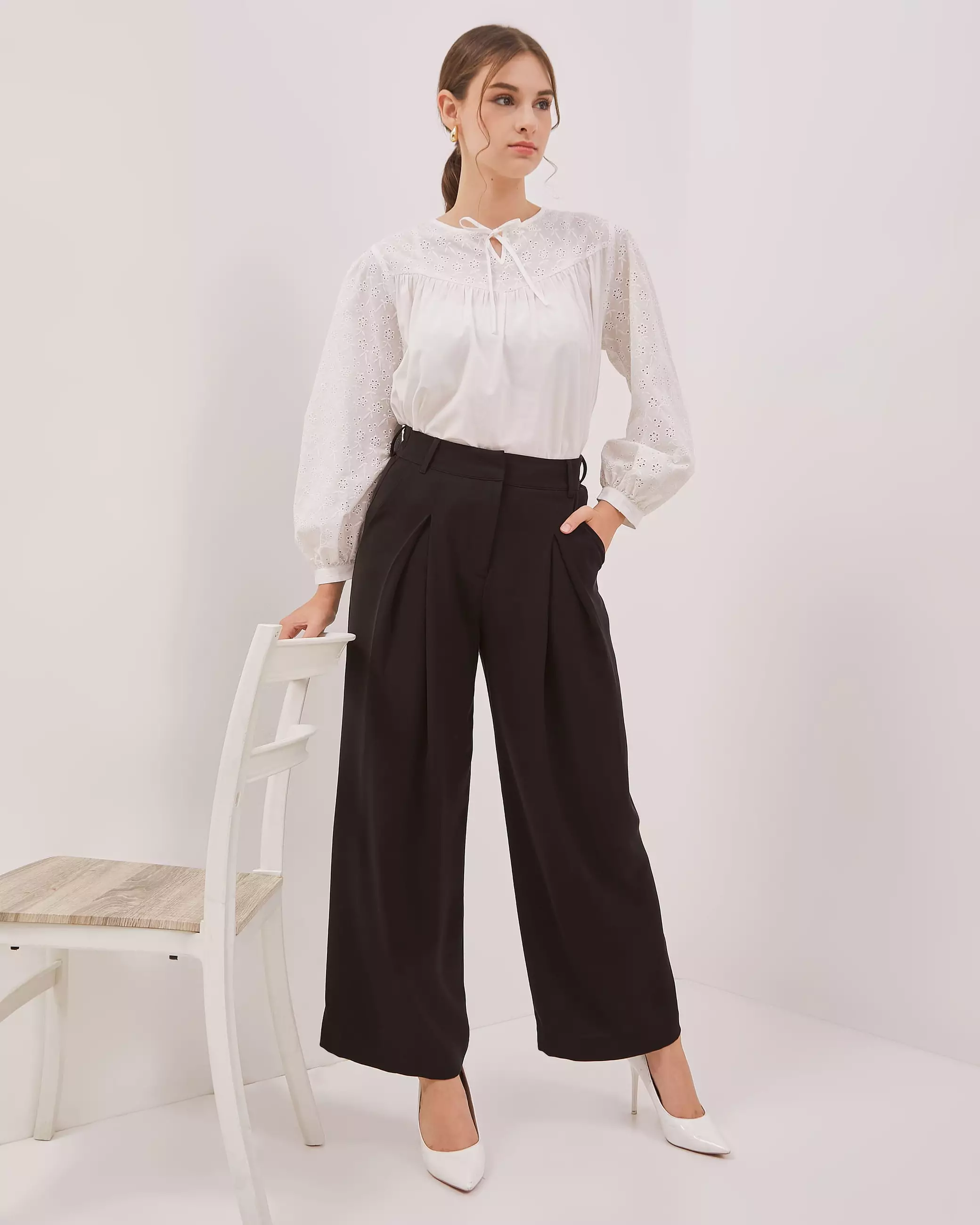 Urban Exchange Abigail Black Pants / Bawahan Celana Hitam Panjang Wanita Warna Black