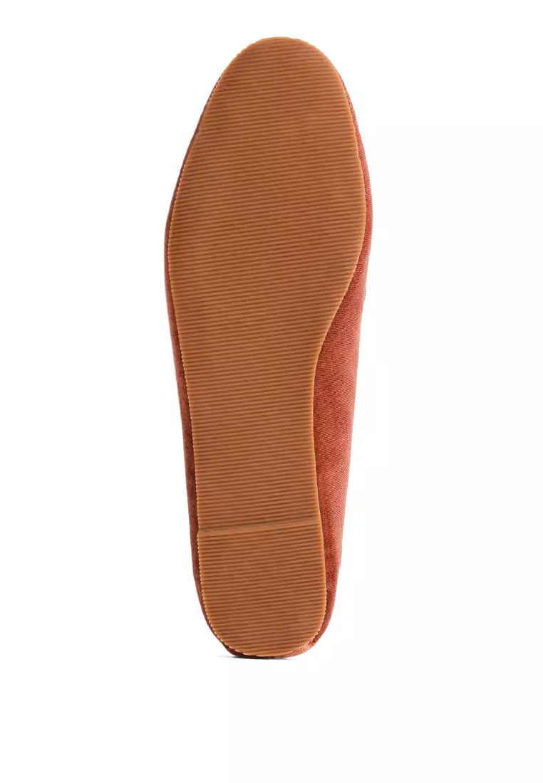 Burgundy Loafers Bertekstur Logam Bertekstur Buaya