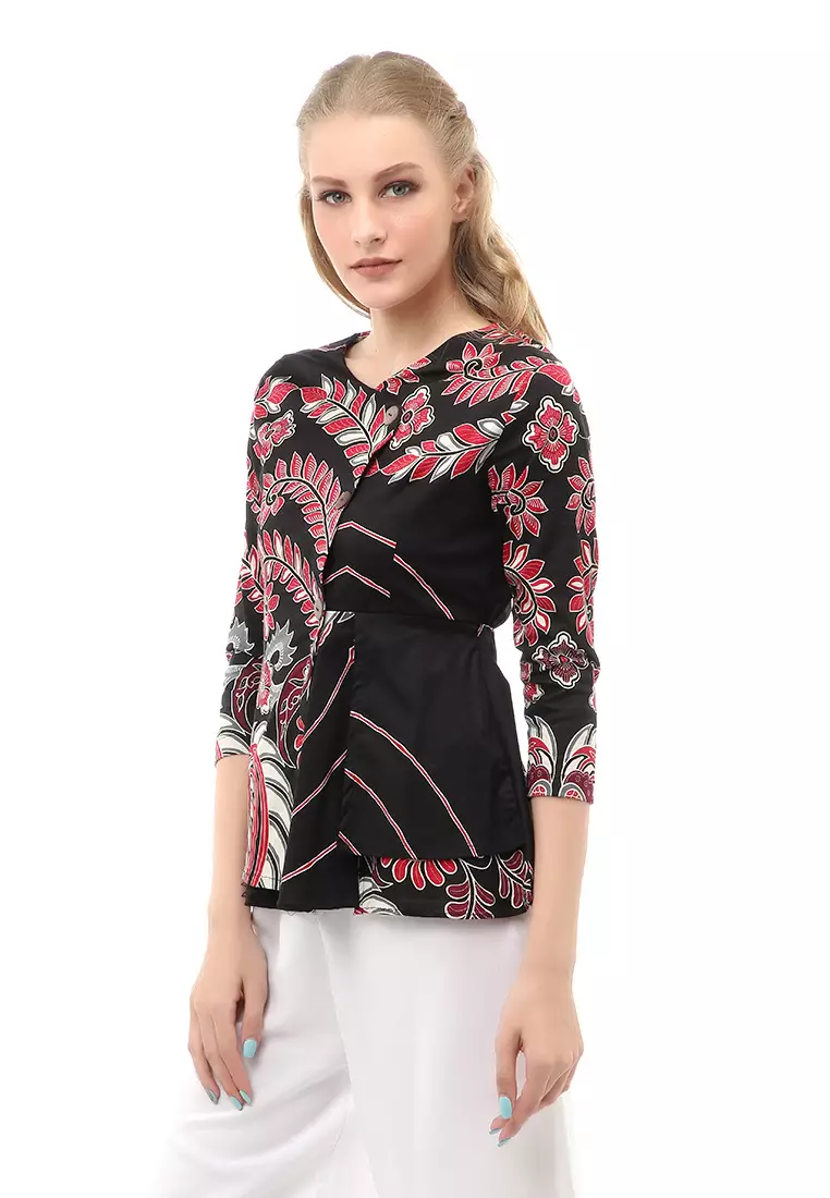 Lynelle Atasan Kasual Wanita Blouse Batik Lengan Panjang Material Cotton ORIGINAL - Red Black