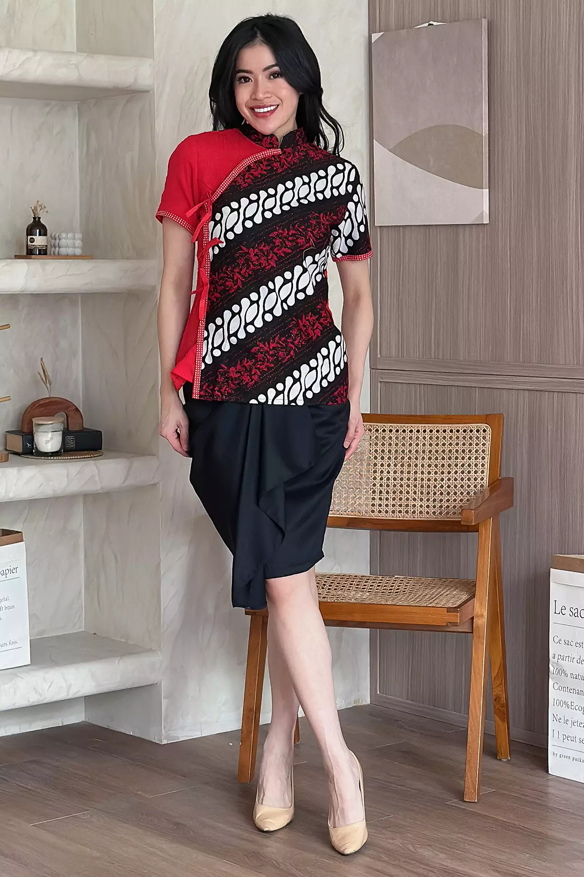 Juniper Lereng Merah Hitam Batik Blouse
