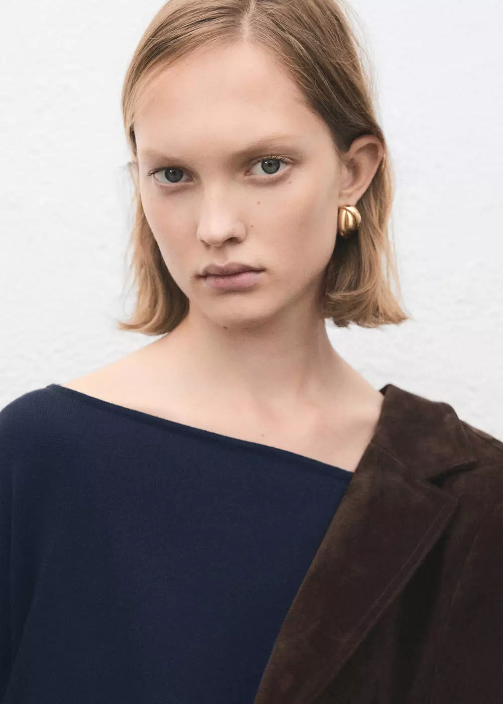 Sweater rajutan kerah boat