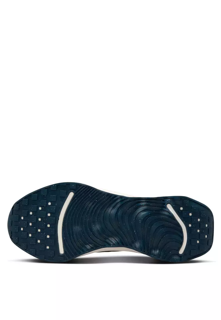 Motiva Walking Shoes