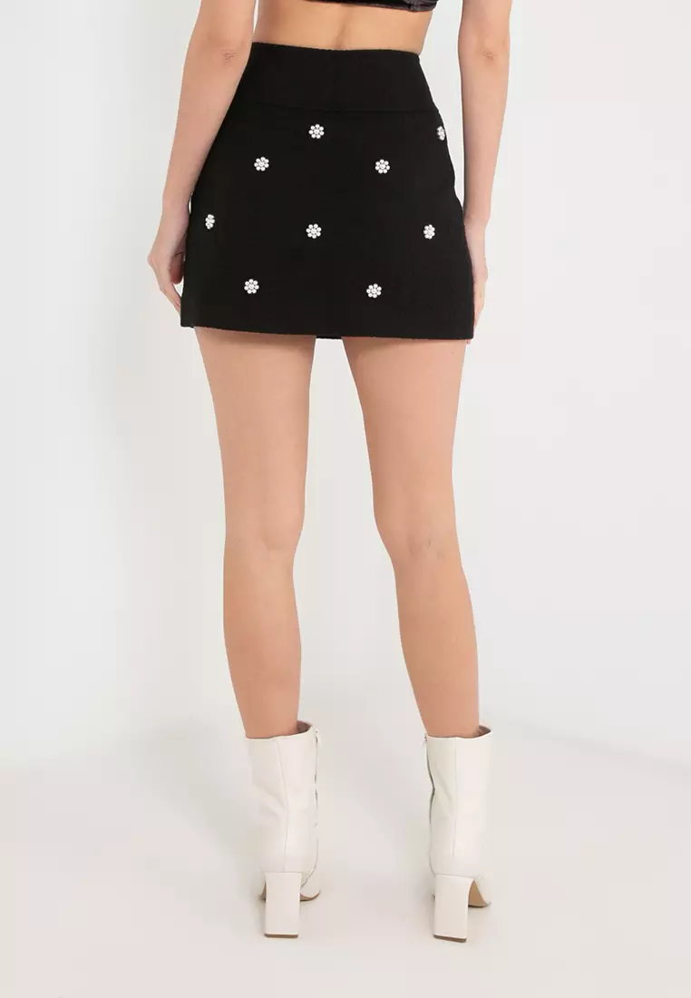 Tweed store mini skirt