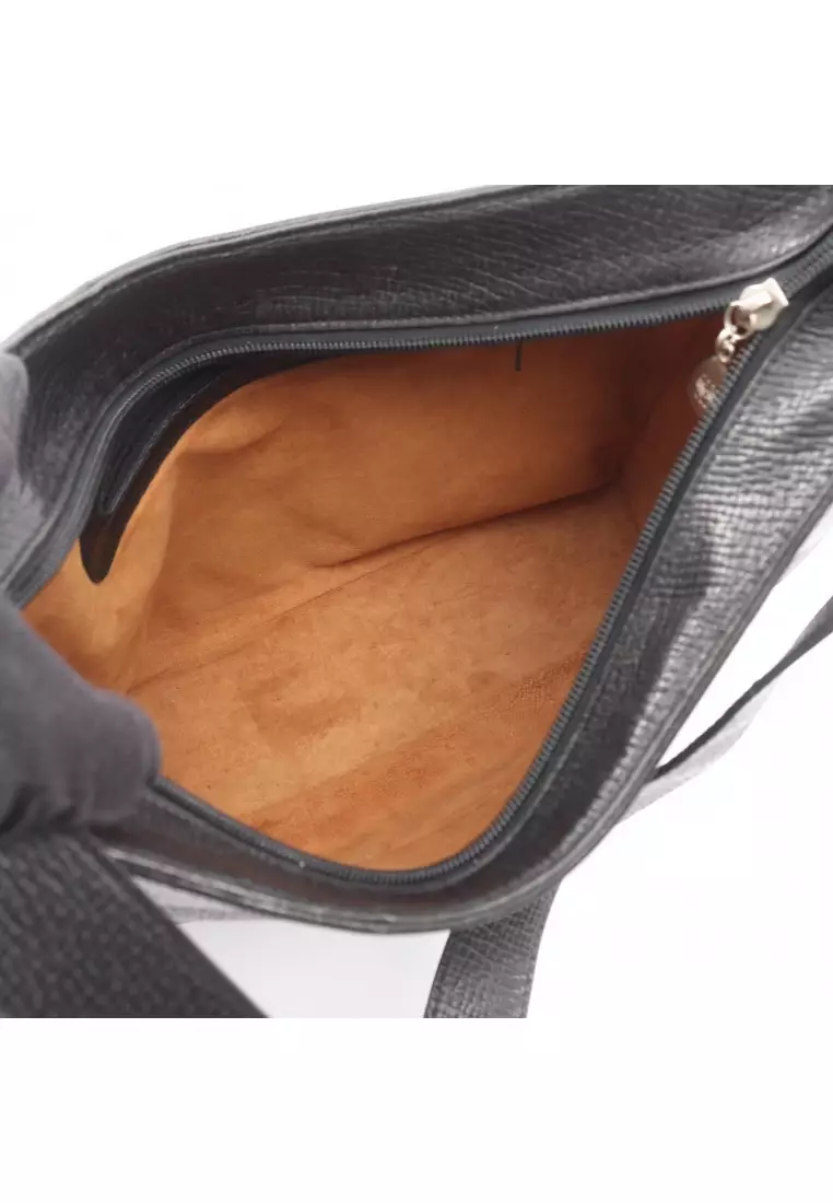 Pre-Loved LOEWE Shoulder bag leather black