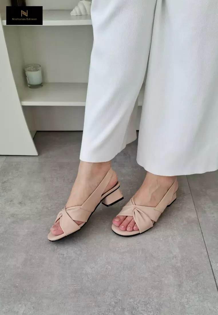 Nicholas Edison Heel Hasna Cream