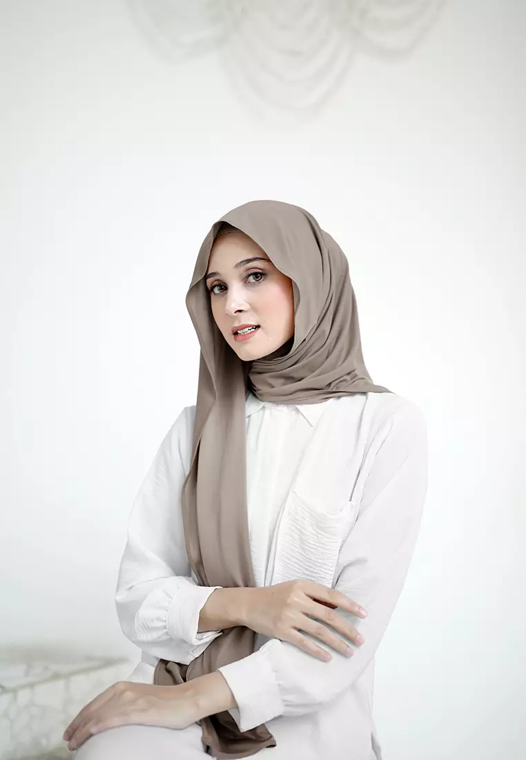 Cotton Bee - Pashmina Instan Freeya Curve Leher Jersey 