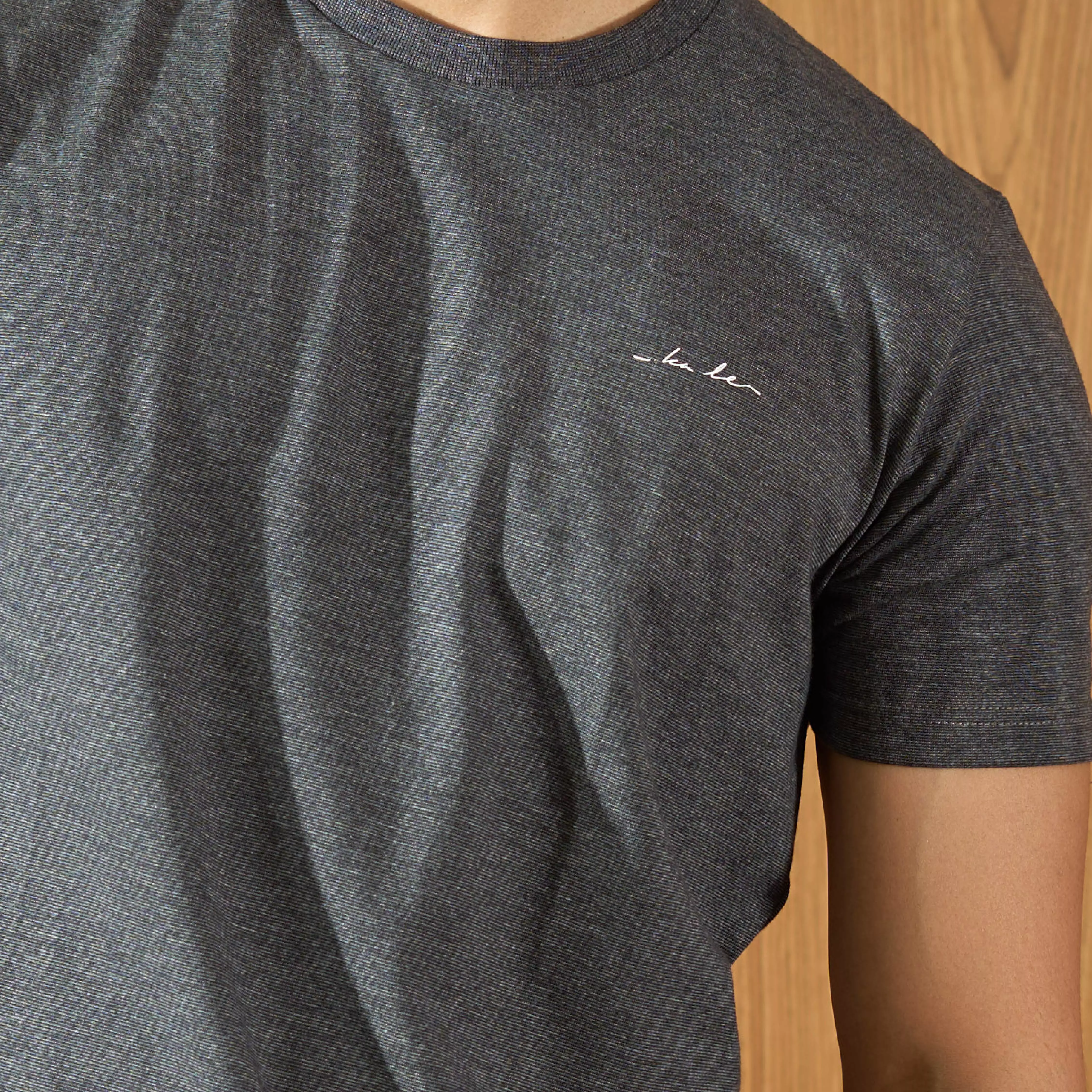 Kale Jovan Black / Kaos Pria Basic Polos Lengan Pendek