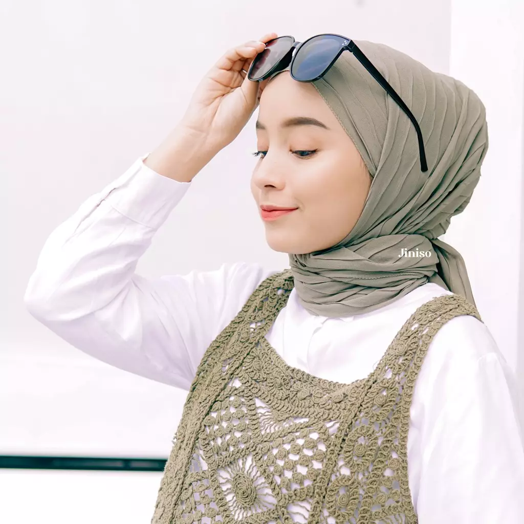 AURA Active Hijab Pashmina Full Plisket Wave