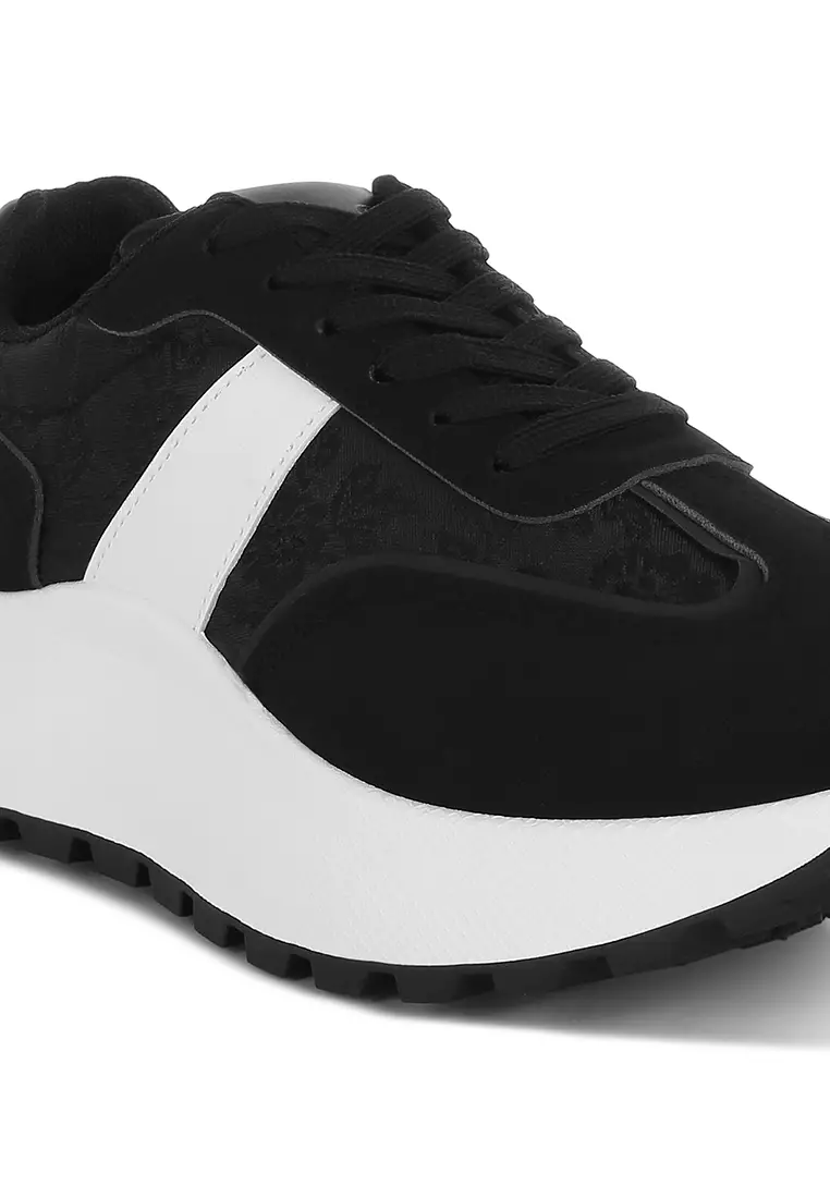 Sepatu Kets Bertali Anti Selip Tebal Warna Hitam