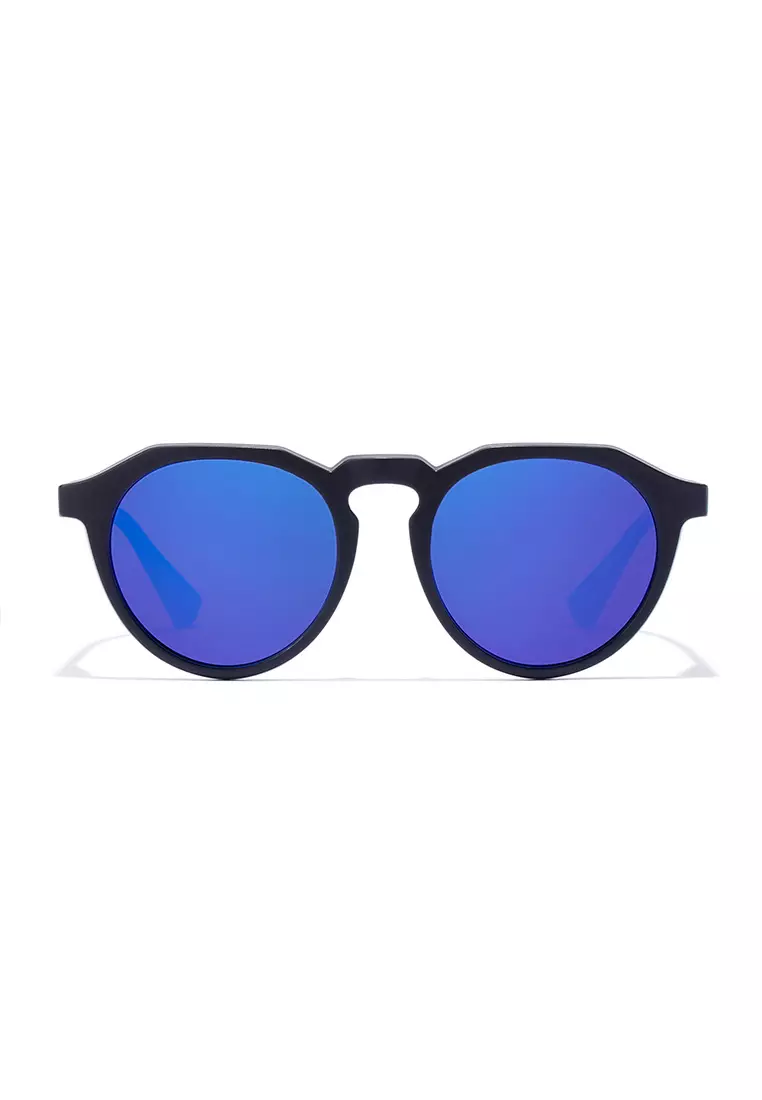 HAWKERS POLARIZED Black Sky WARWICK RAW. Sunglasses for Men and Women, Unisex. UV400 protection. Official product designed and made in Spain. HWRA21BLTP