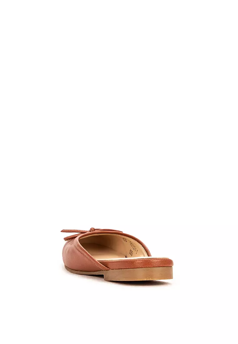Round Toe Flat Mules