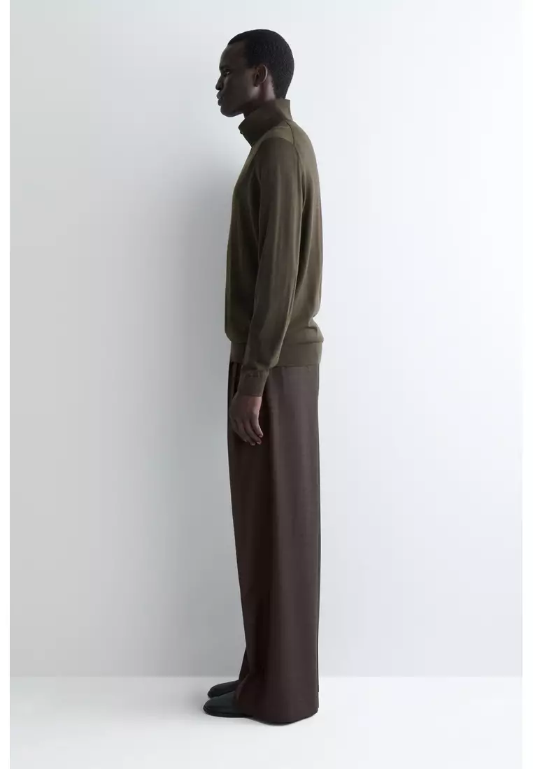 MERINO WOOL BUTTON-COLLAR JUMPER