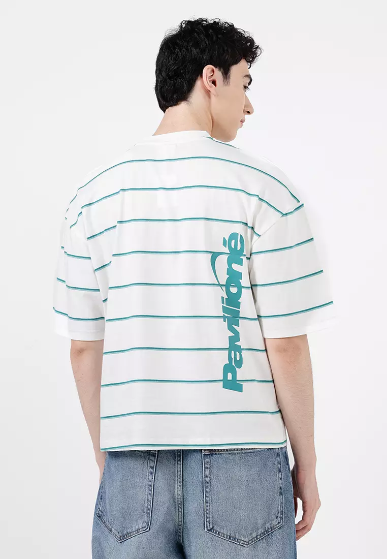 Cropped Fit Graphic T-Shirt