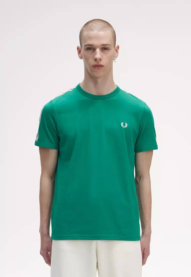 fred perry taped shorts