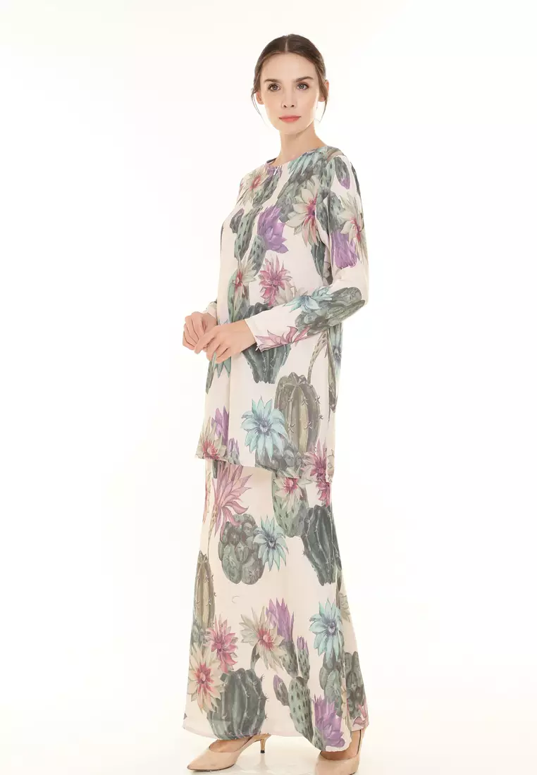 Rina Printed Kurung in Green Flower