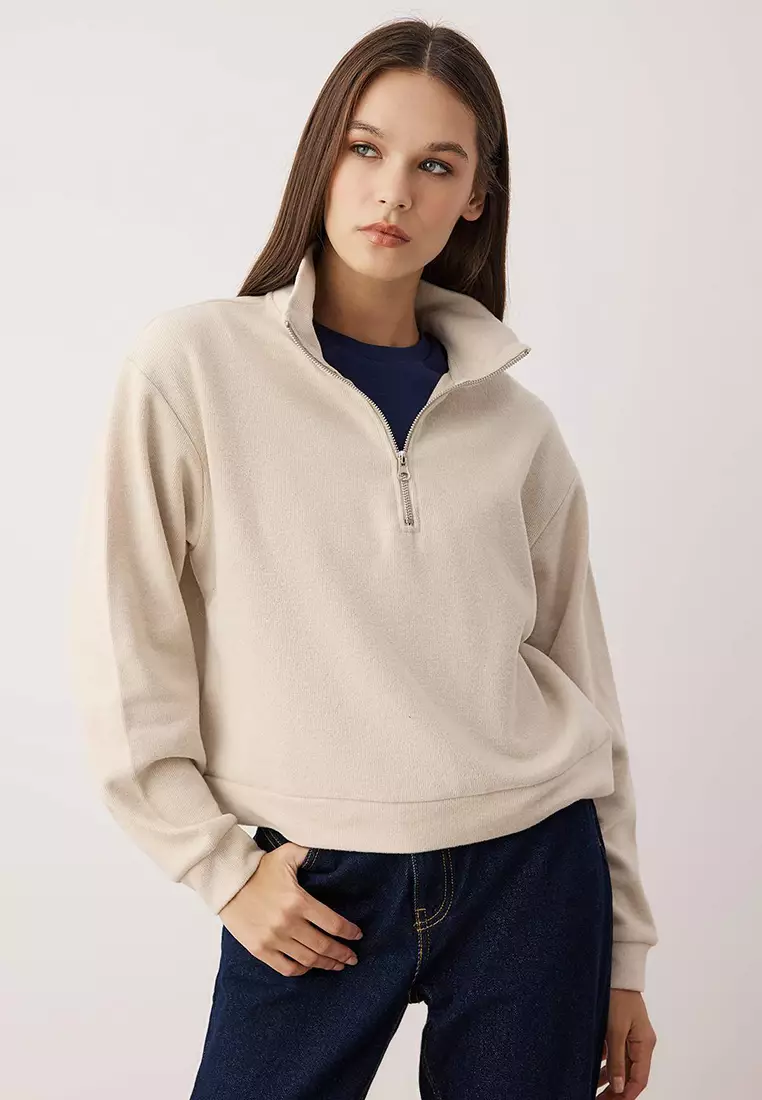Buy Trendyol Stone Regular/Normal Pattern Half Placket Zippered Thick ...