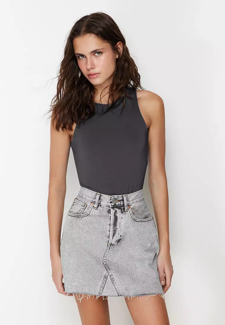 Anthracite Halter Neck Body-Smoothing Flexible Bottom Snap Knit Bodysuit TWOSS20BD0044